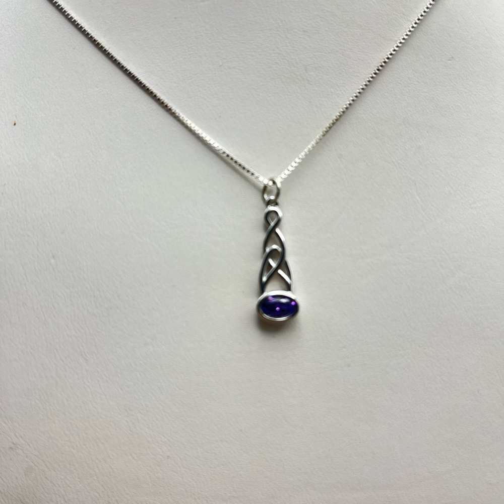 Elegant Sterling Silver and Purple Amethyst Pendant Necklace